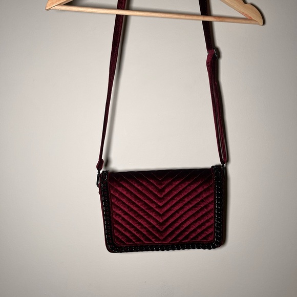 Aldo‎ Velvet Crossbody Bag with Chain - Deep Red - Picture 2 of 10